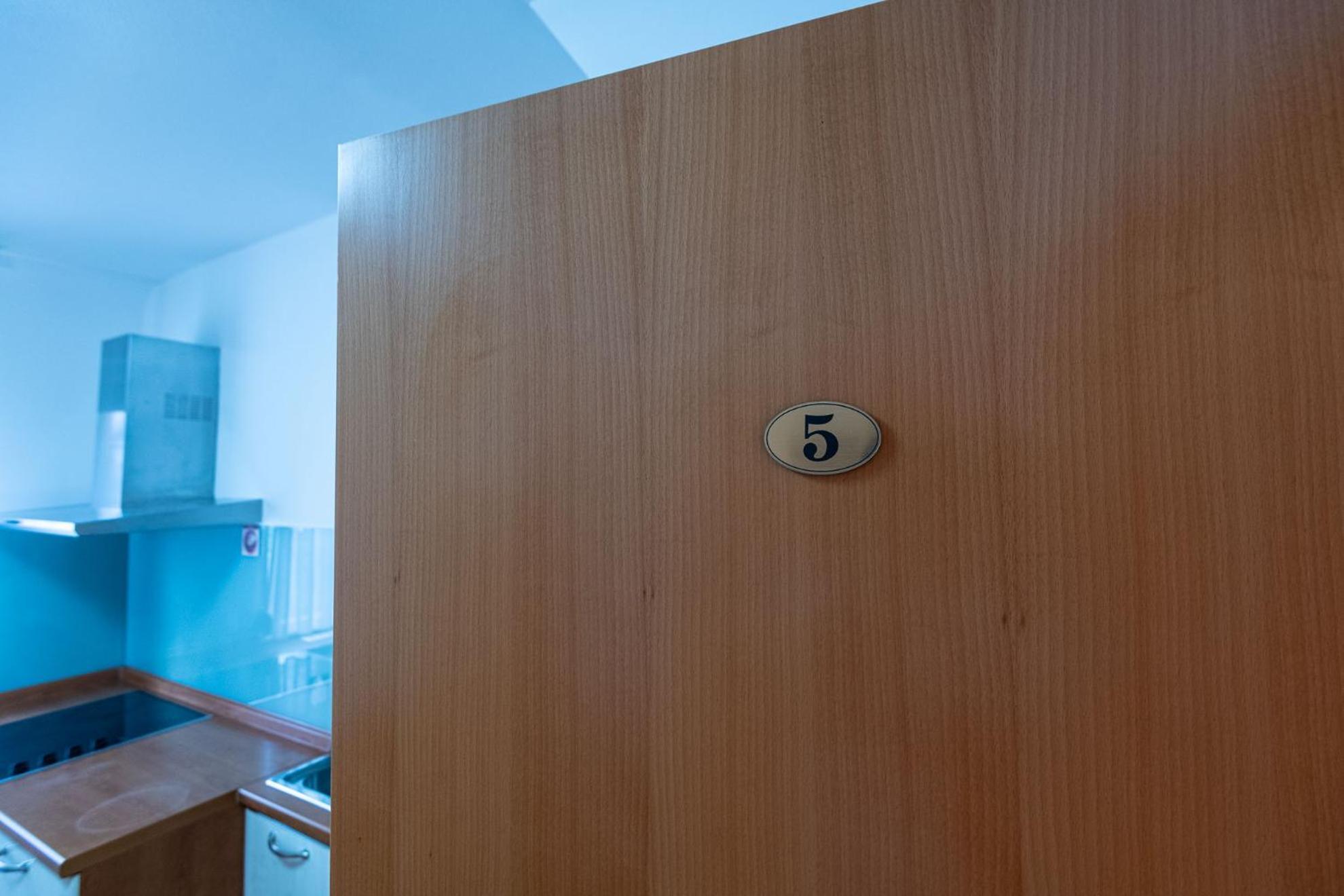 Apartmaji In Sobe Ramar Hotel Straza Bagian luar foto